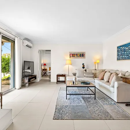 My Casa - Corne D'or - Elegant 2 Bedroom Ac Parking Appartement *