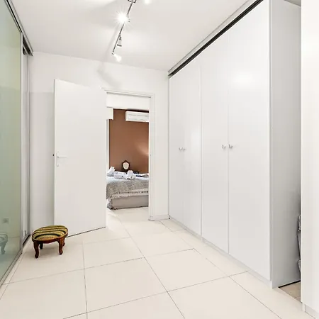 My Casa - Corne D'or - Elegant 2 Bedroom Ac Parking