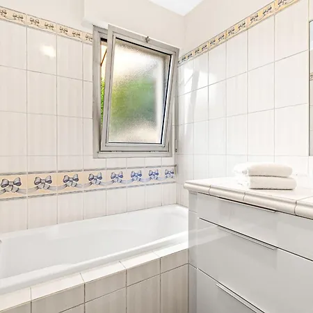 My Casa - Corne D'or - Elegant 2 Bedroom Ac Parking * Villefranche-sur-Mer